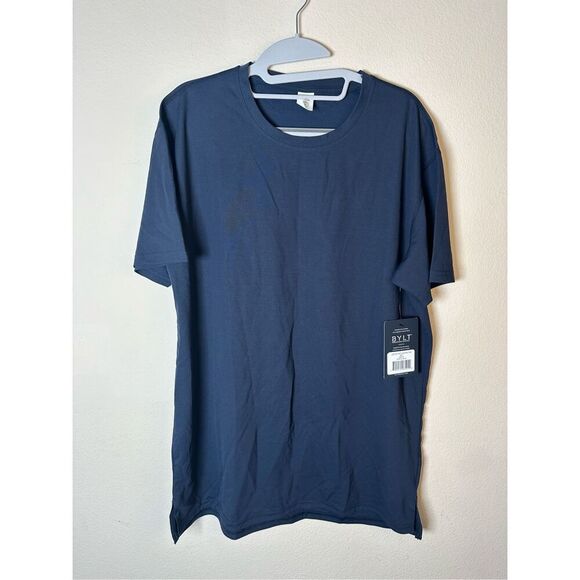 NWT BYLT Premium Basics Limitless Short Sleeve Split Hem Navy Blue SZ MD - Picture 1 of 8